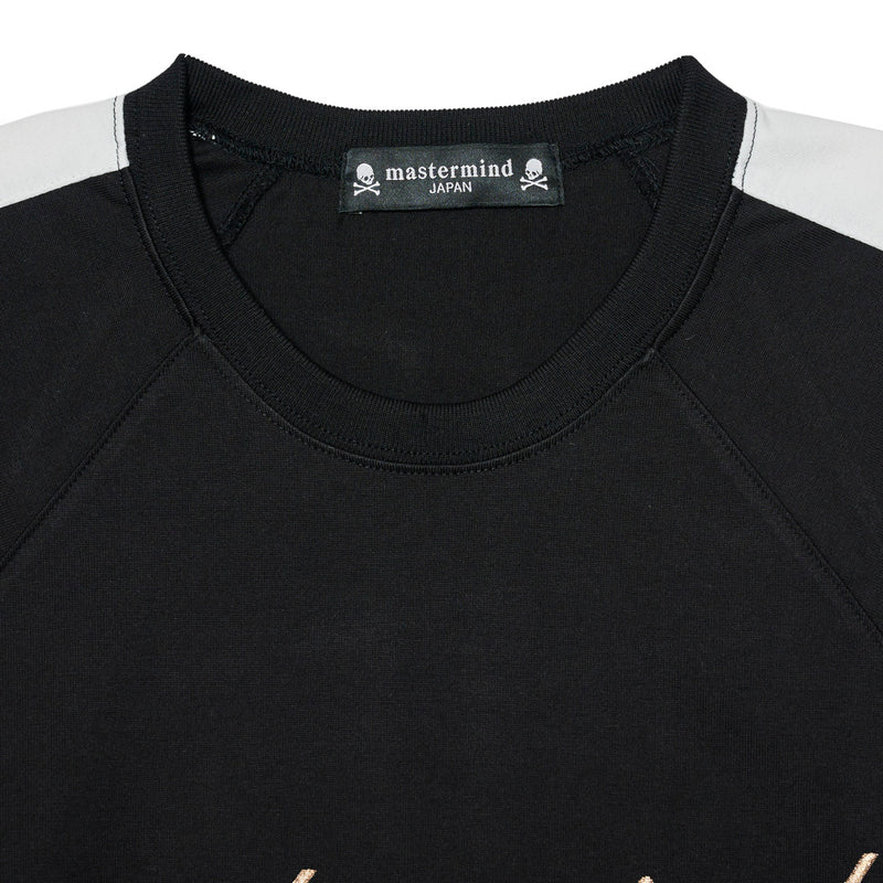 EMBROIDERY-ISH BASEBALL TEE<br>BLACK×BLACK SLEEVE
